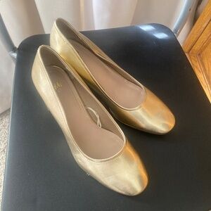 Gold Round Toe Pumps